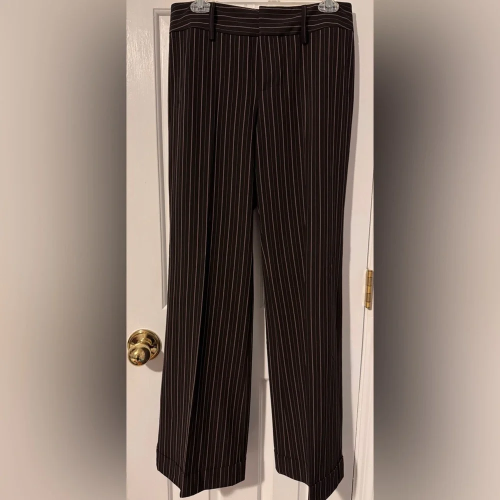 Nine West Chocolate Brown Pinstripe Trousers with Cuffed Hem & Notch in Back EUC